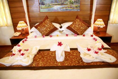 Gracious Bagan Hotel