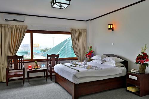 Posada Shwe Pyi 115 Miles