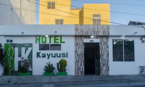 Hostal Hotel Kayuusi