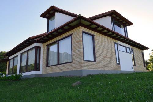 Hostal Chalet Andino