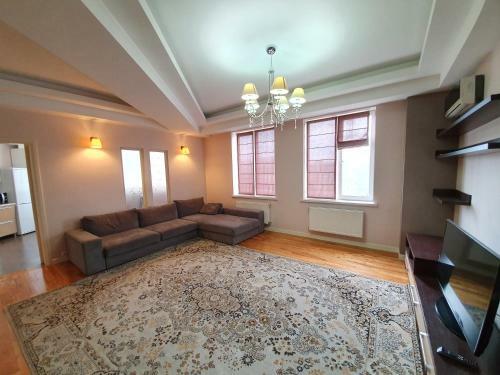 Rent Lux Apartment In Chisinau