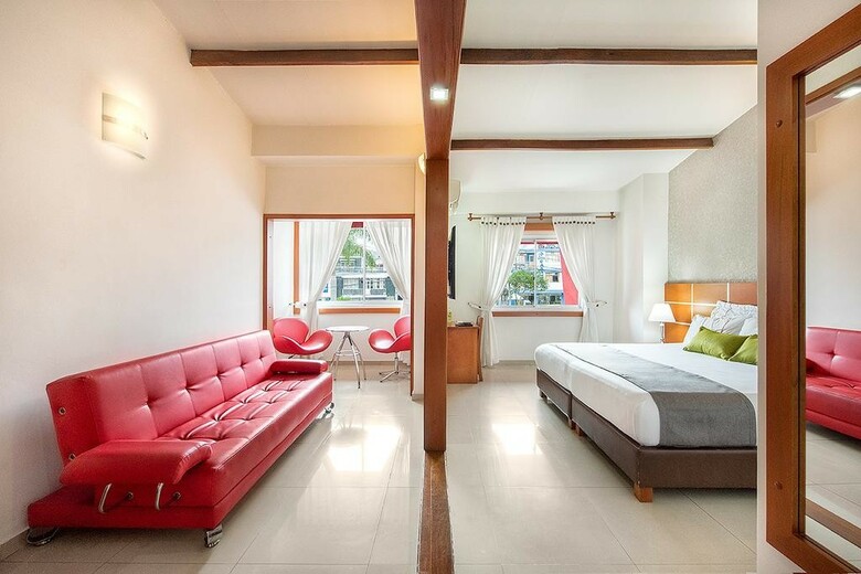 Optimum Hotel