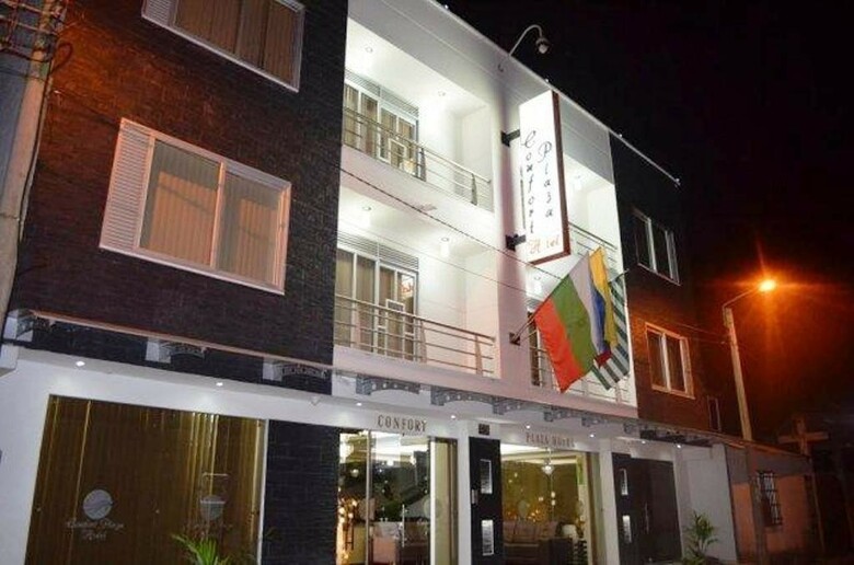 Confort Plaza Hotel