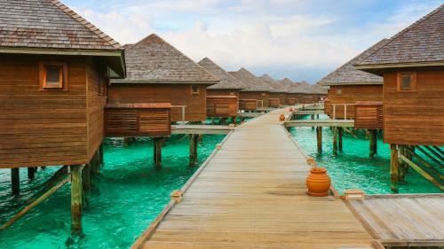 Hotel Vakarufalhi Maldives
