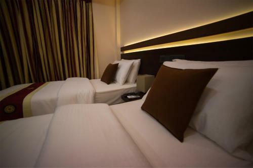 Hostal The White Harp Beach Hotel