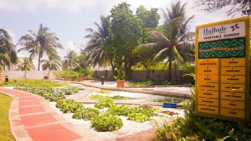 Hulhule Island Hotel