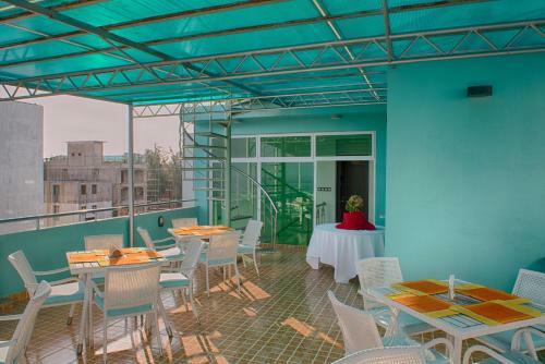 Posada Beach Sunrise Inn