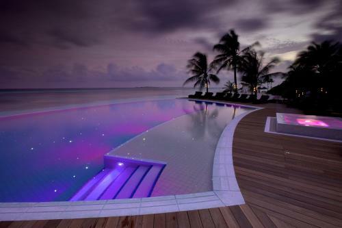 Hotel Kuredu Island Resort & Spa