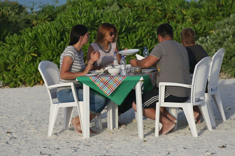 Hostal Rasdhoo View Inn