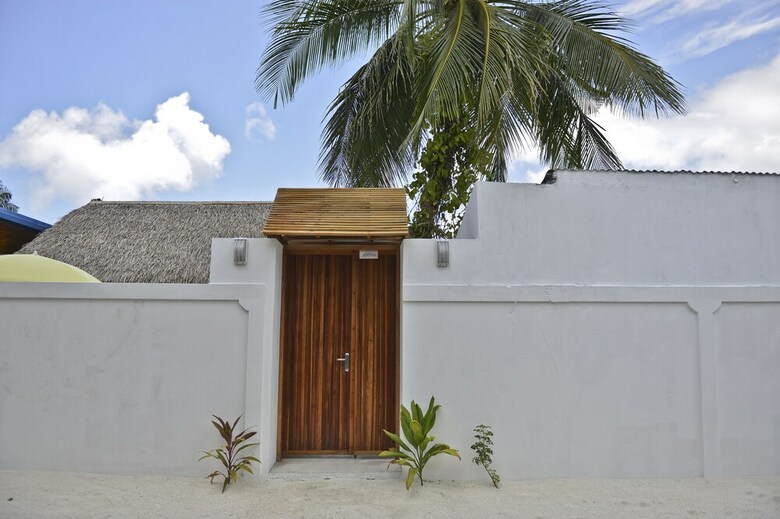 Hostal Rasdhoo View Inn