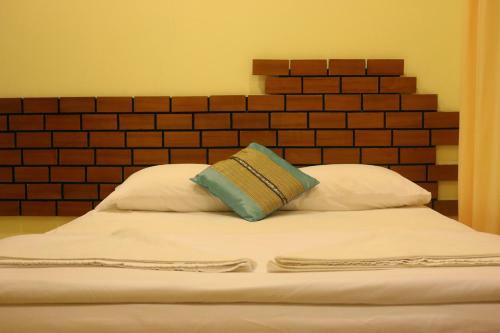 Hostal Ras Beach Inn