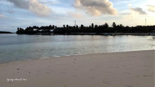 Hostal Equity Beach Holiday Bungalow