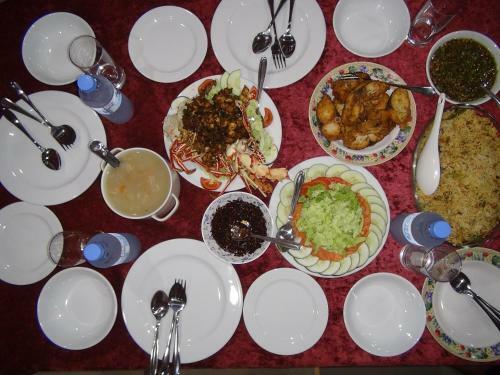 Hostal Azoush Tourist Guesthouse
