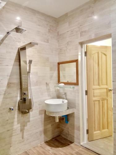 Dravida Hotel