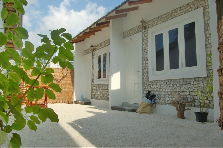 Hostal Vaali Beach Lodge Maldives