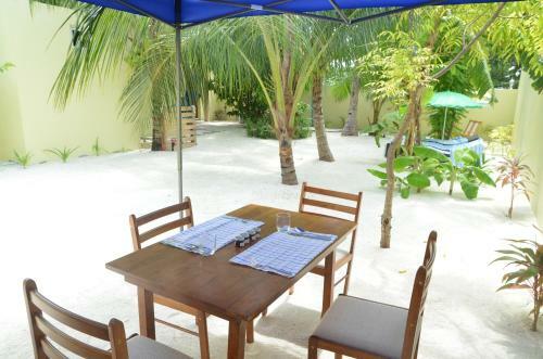 Hostal Whale Shark Inn
