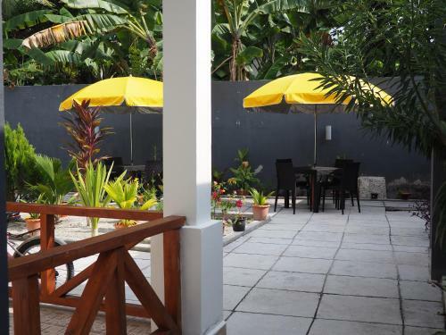 Hostal Equator Homestay