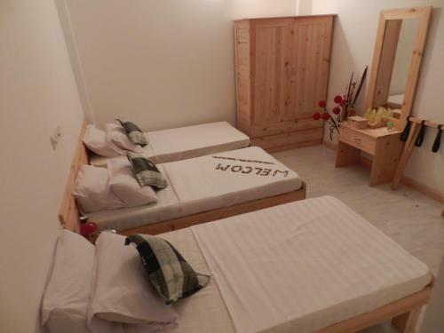 Hostal Faza View Inn