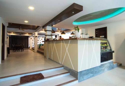 Hostal Beachwood Hotel And Spa At Maafushi