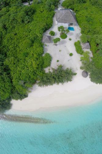 Hotel Hideaway Beach Resort & Spa