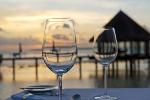 Hotel Hideaway Beach Resort & Spa