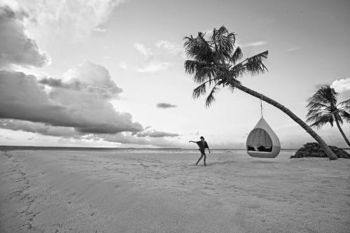 Hotel Hideaway Beach Resort & Spa