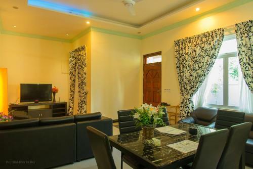 Hostal Charming Holiday Lodge