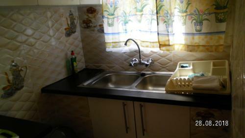 Hostal 244 Guest House