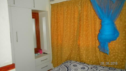 Hostal 244 Guest House