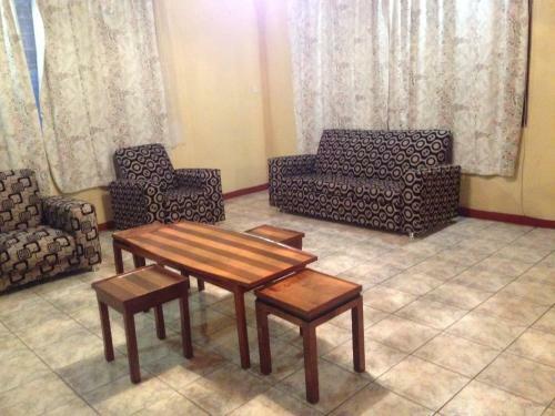 Hostal Maoni Guest House