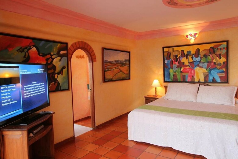 Hotel Suites Arcoiris