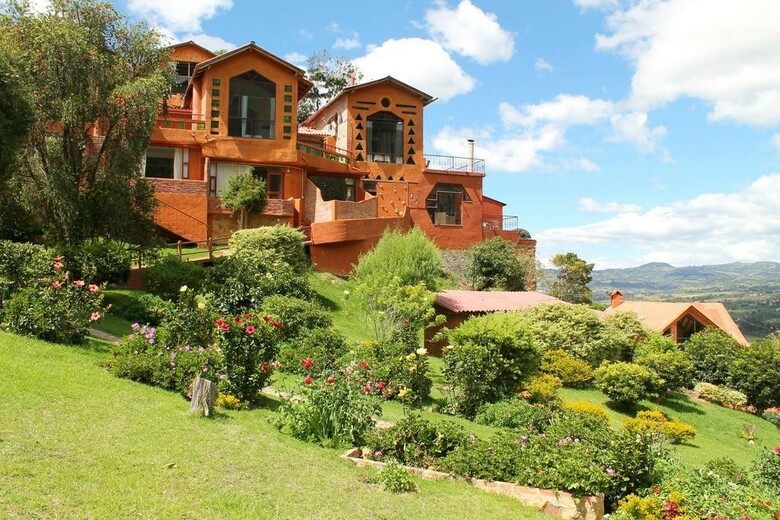 Hotel Suites Arcoiris
