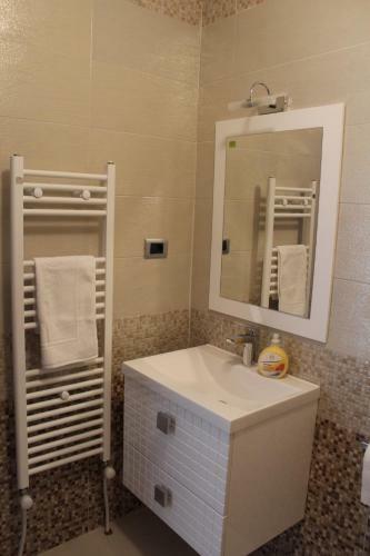 Emma Apartments