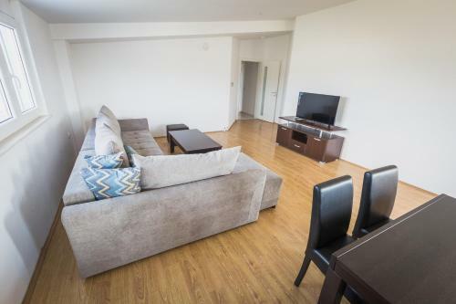 Merace Apartments