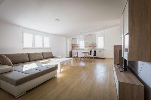 Merace Apartments