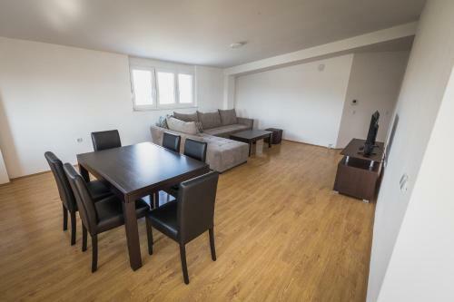 Merace Apartments
