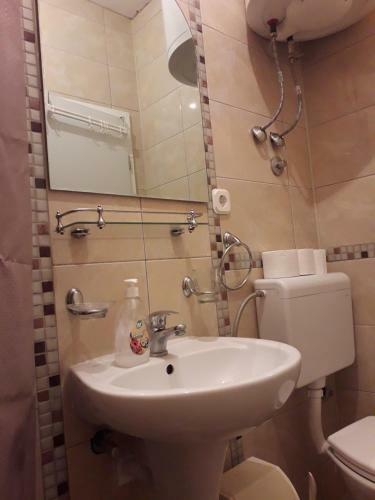 Hostal Bochkar Guest House