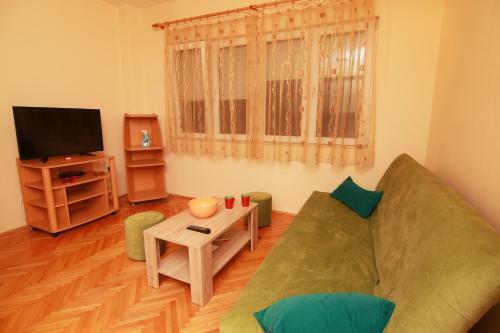 Comfy City Center Apartment