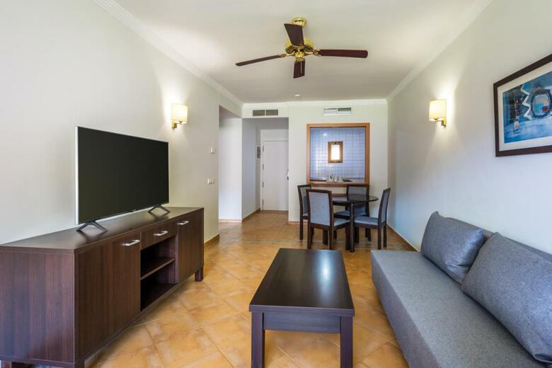 Hotel Livvo Jand�a Golf