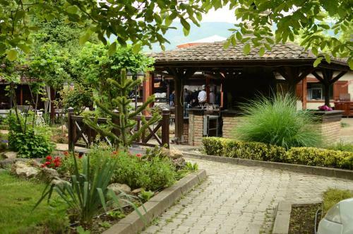 Hostal Konak Nestor Bungalows
