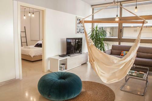 Gemmayze 1bd Apartment