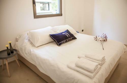 Gemmayze 1bd Apartment