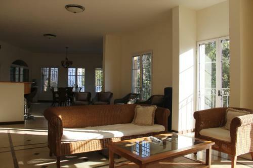 Hostal Domaine De Chouchene