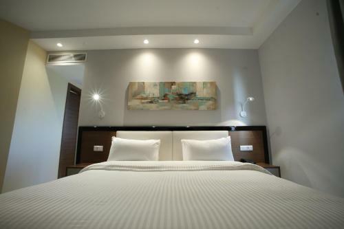 The Ray Hotel And Studios