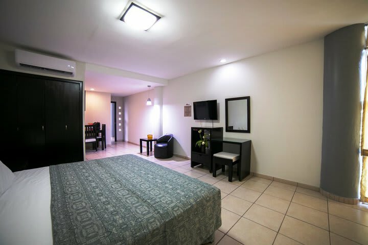Rs Suites Hotel