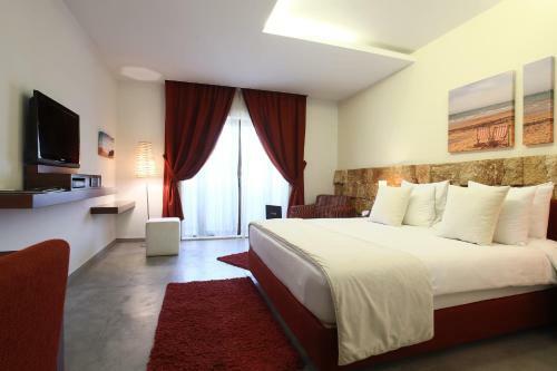 Monoberge Hotel