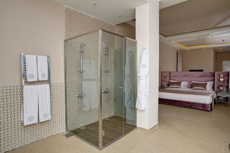 Cherry Blossom Boutique Hotel