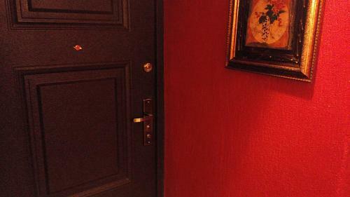 Picturesque Apartment Into Antique Fortress
