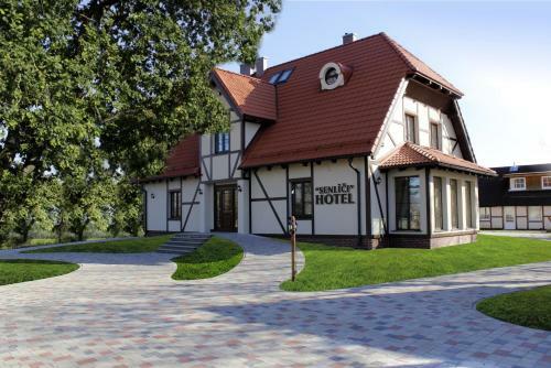 Hostal Hotel Senl??i