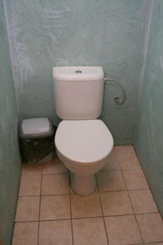 Hostal Viesu Nams Un Kempings Papes ?akstes